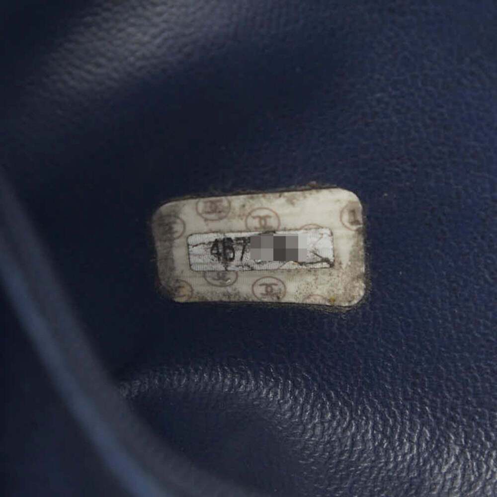 CHANEL Blue Logo Pouch - Picture 12 of 12